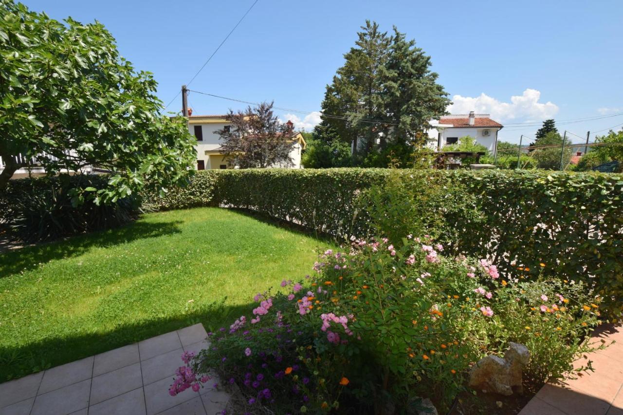 Apartments Gabrijel Malinska Bagian luar foto